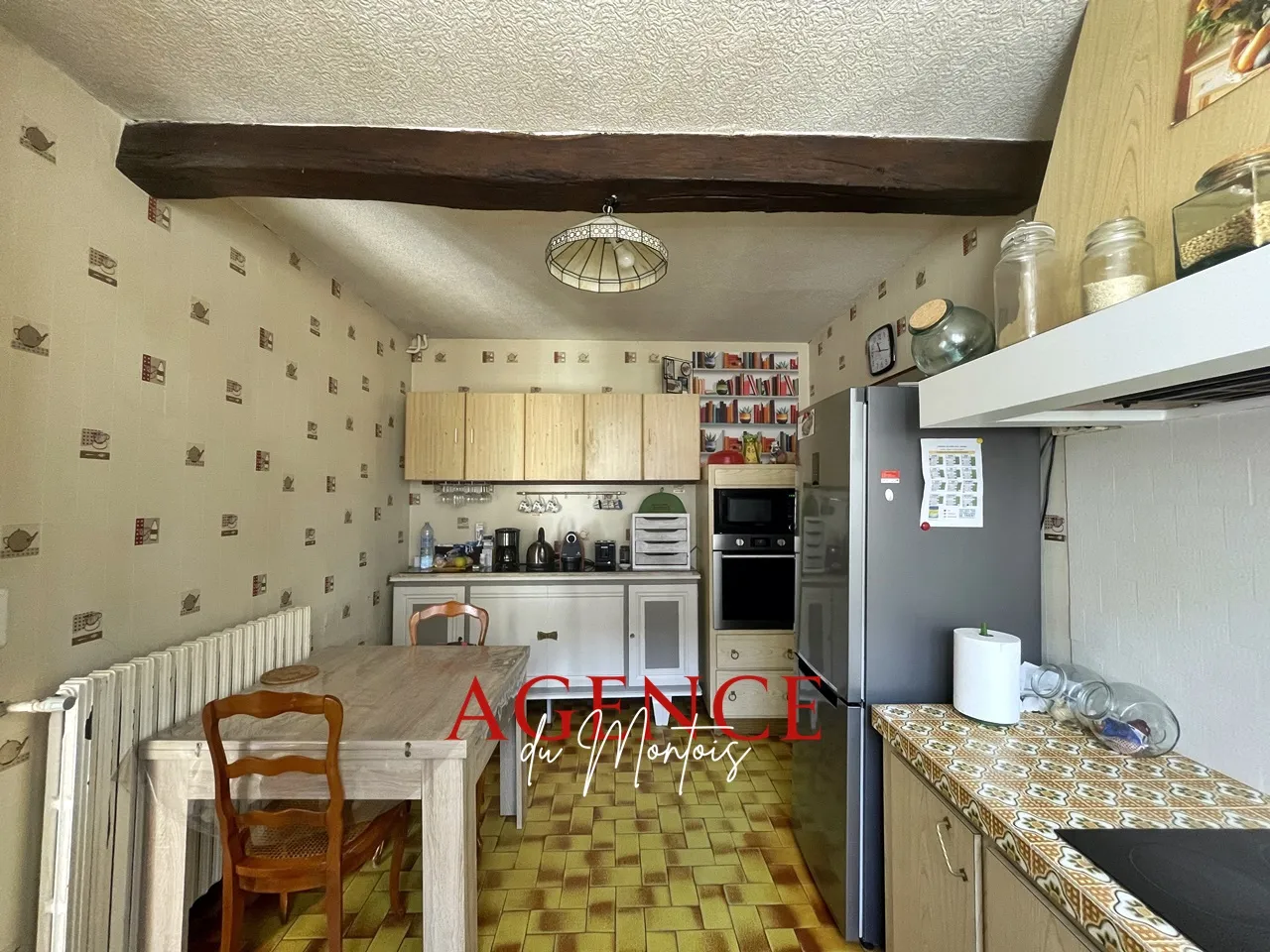 Fermette spacieuse à vendre à Sergines 