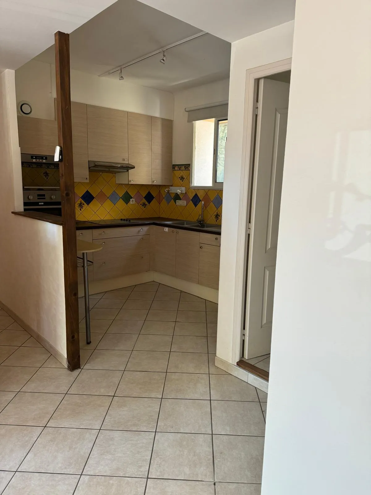 À vendre : Appartement T3 lumineux à Port-Vendres 