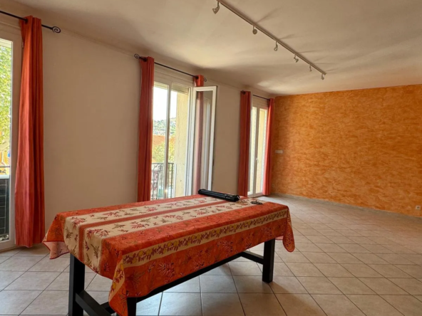 À vendre : Appartement T3 lumineux à Port-Vendres 