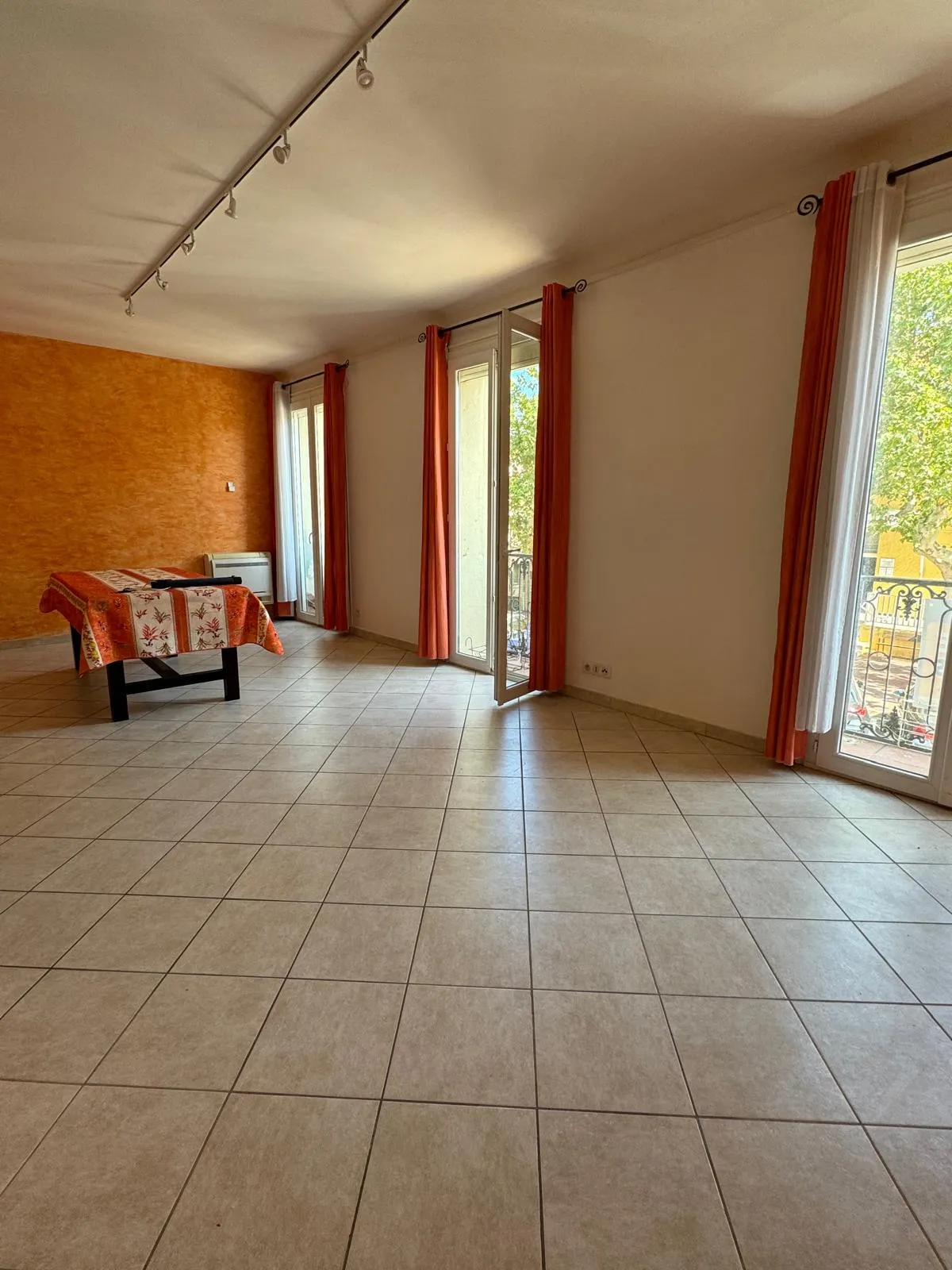 À vendre : Appartement T3 lumineux à Port-Vendres 