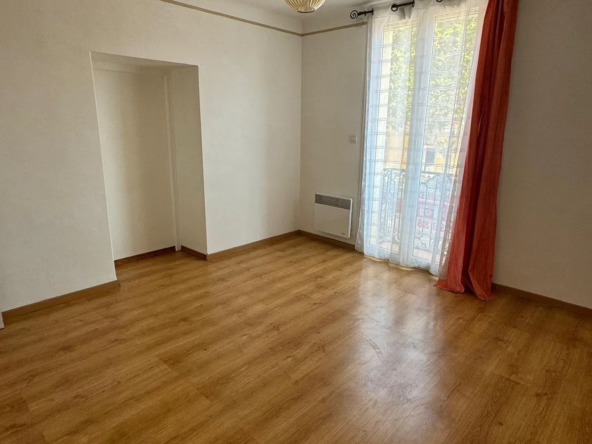 À vendre : Appartement T3 lumineux à Port-Vendres 