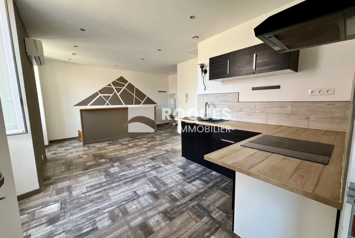 Appartement T3 duplex avec grande terrasse de 100 m² à Millau 