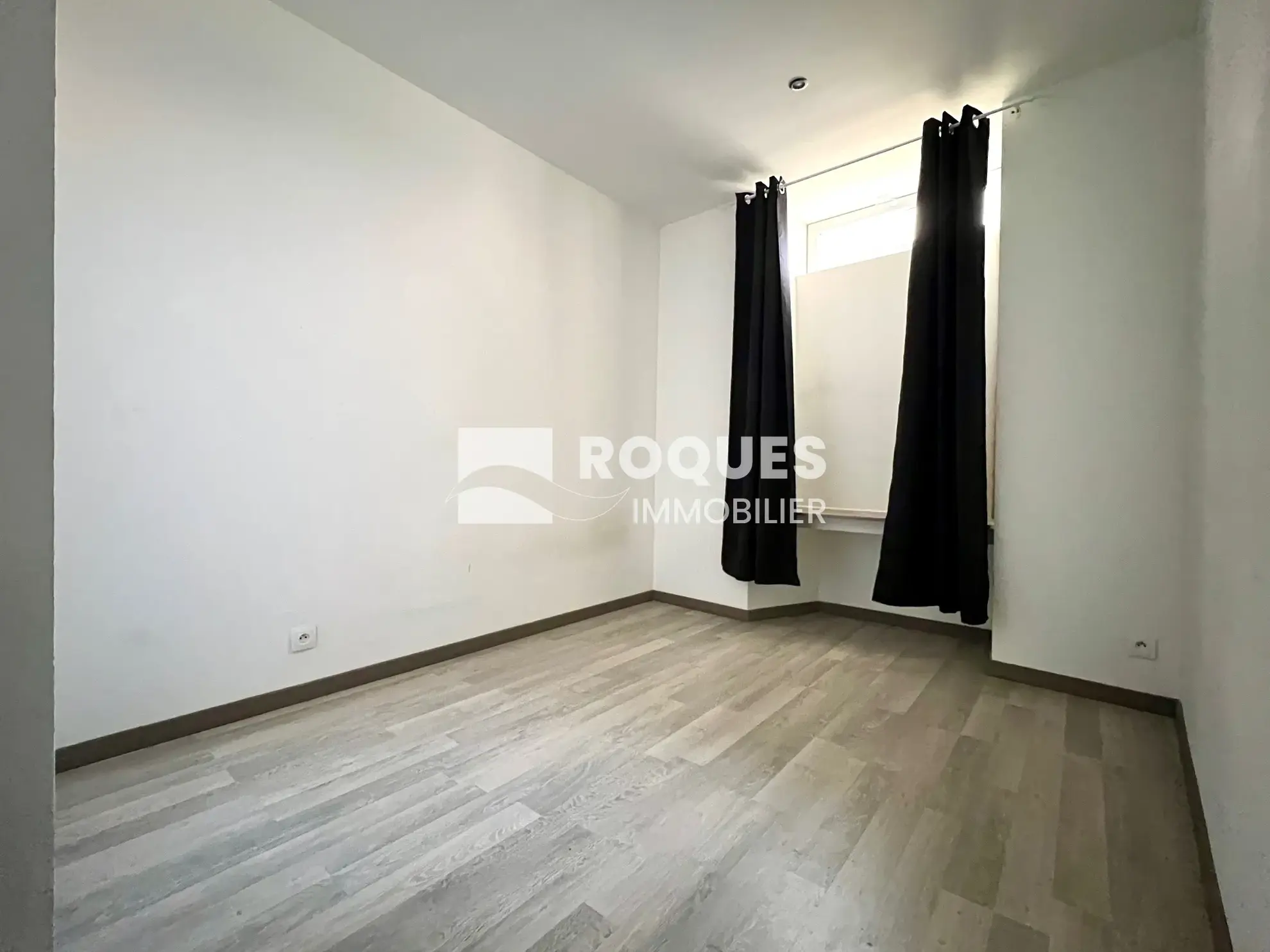 Appartement T3 duplex avec grande terrasse de 100 m² à Millau 