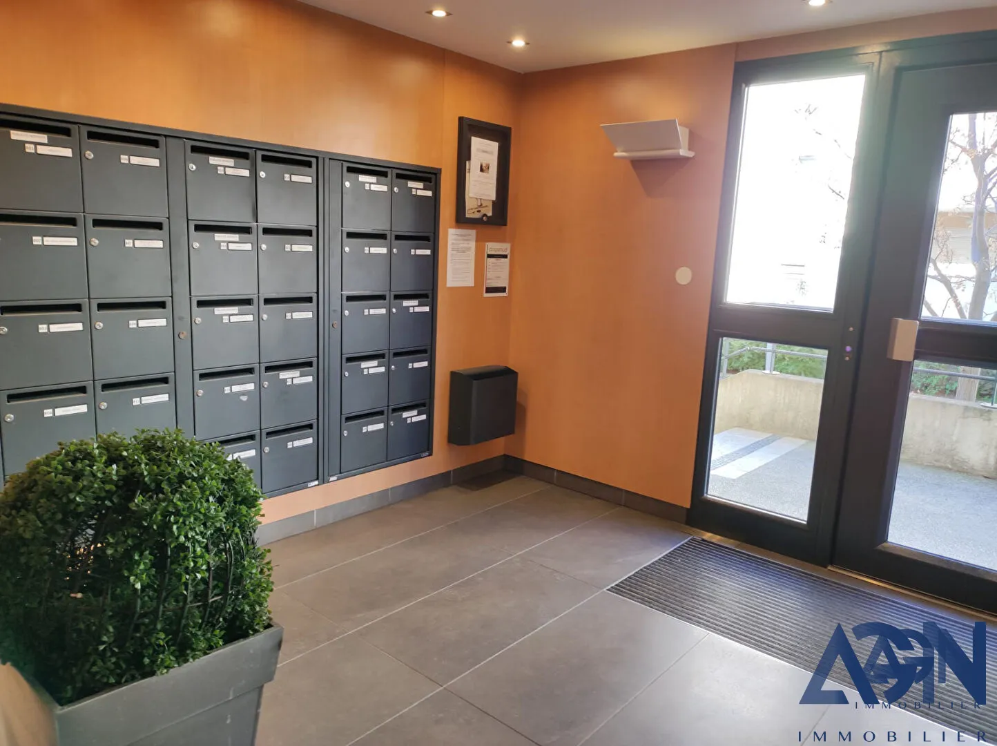 Vente appartement T2 42,60 m² avec terrasse et garage à Montpellier 