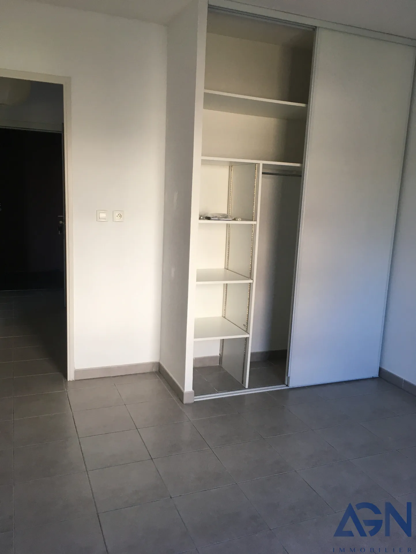 Vente appartement T2 42,60 m² avec terrasse et garage à Montpellier 