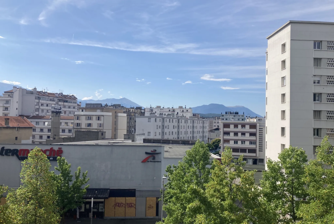 Appartements à vendre boulevard Foch, Grenoble - DPE C 
