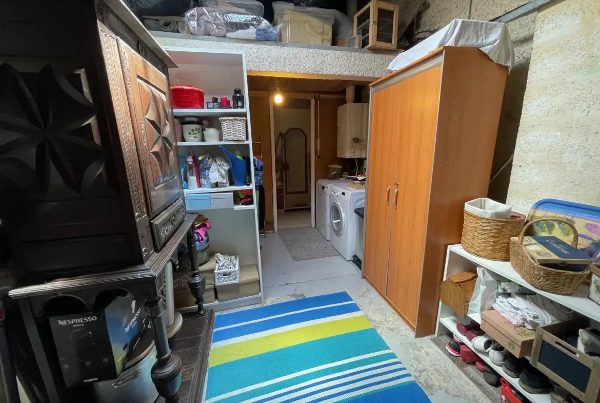 Maison rénovée 4 pièces avec jardin à Meschers sur Gironde 