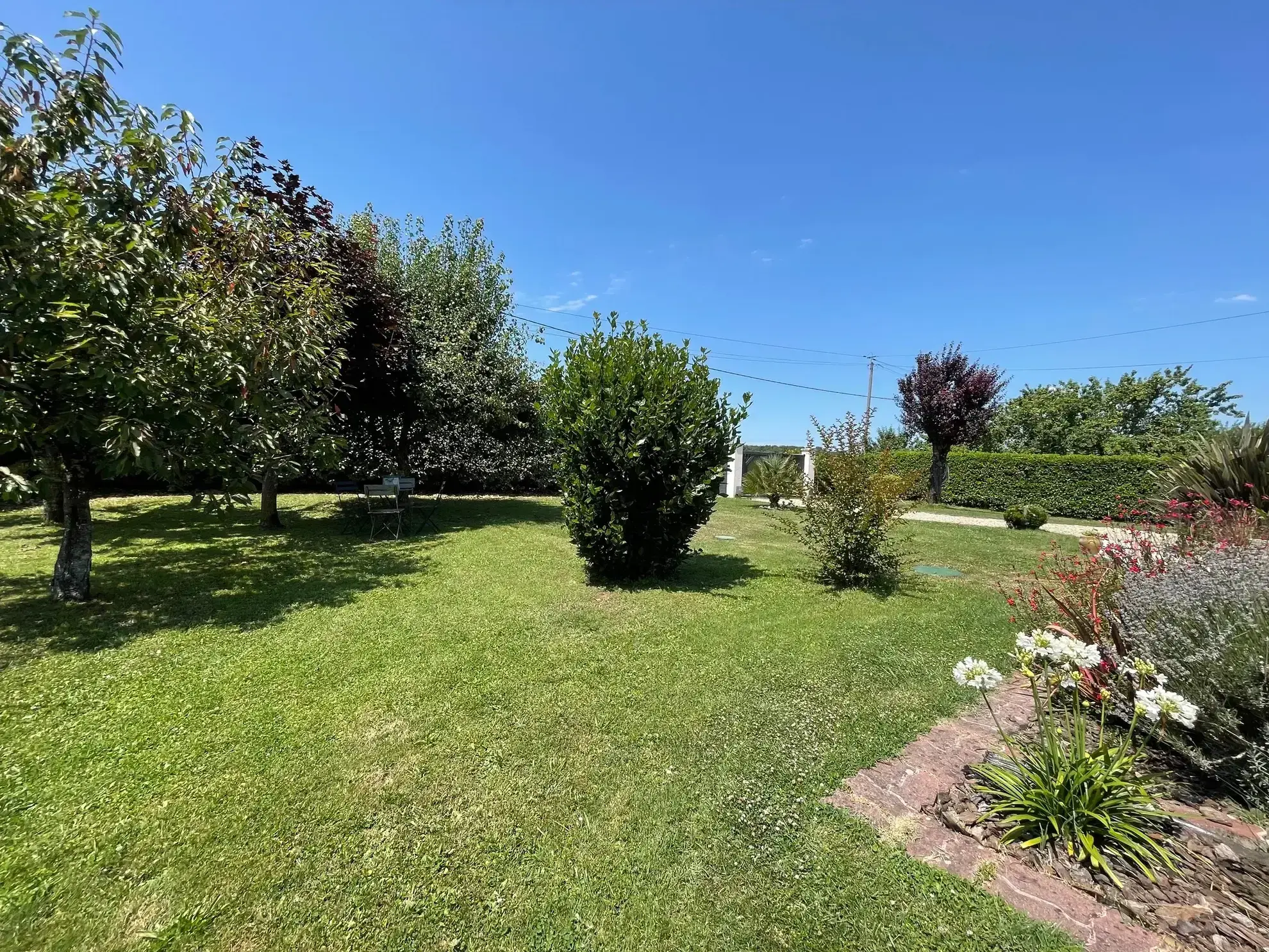 Maison rénovée 4 pièces avec jardin à Meschers sur Gironde 