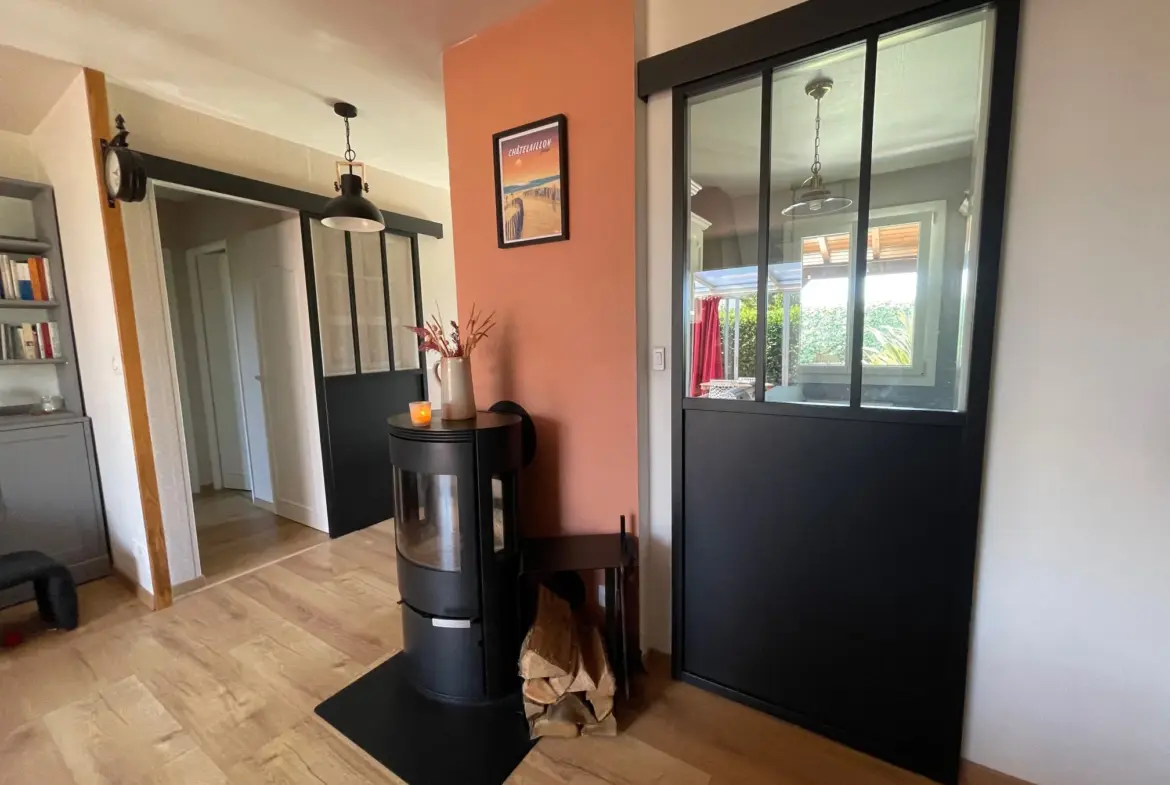 Maison rénovée 4 pièces avec jardin à Meschers sur Gironde 