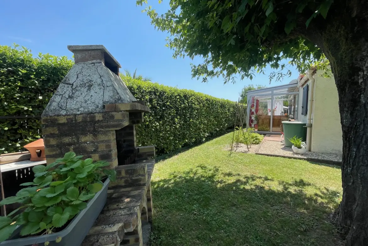 Maison rénovée 4 pièces avec jardin à Meschers sur Gironde 