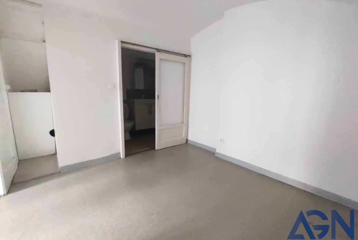 À vendre : Appartement T1 bis de 30,04 m² en centre-ville de Montpellier 