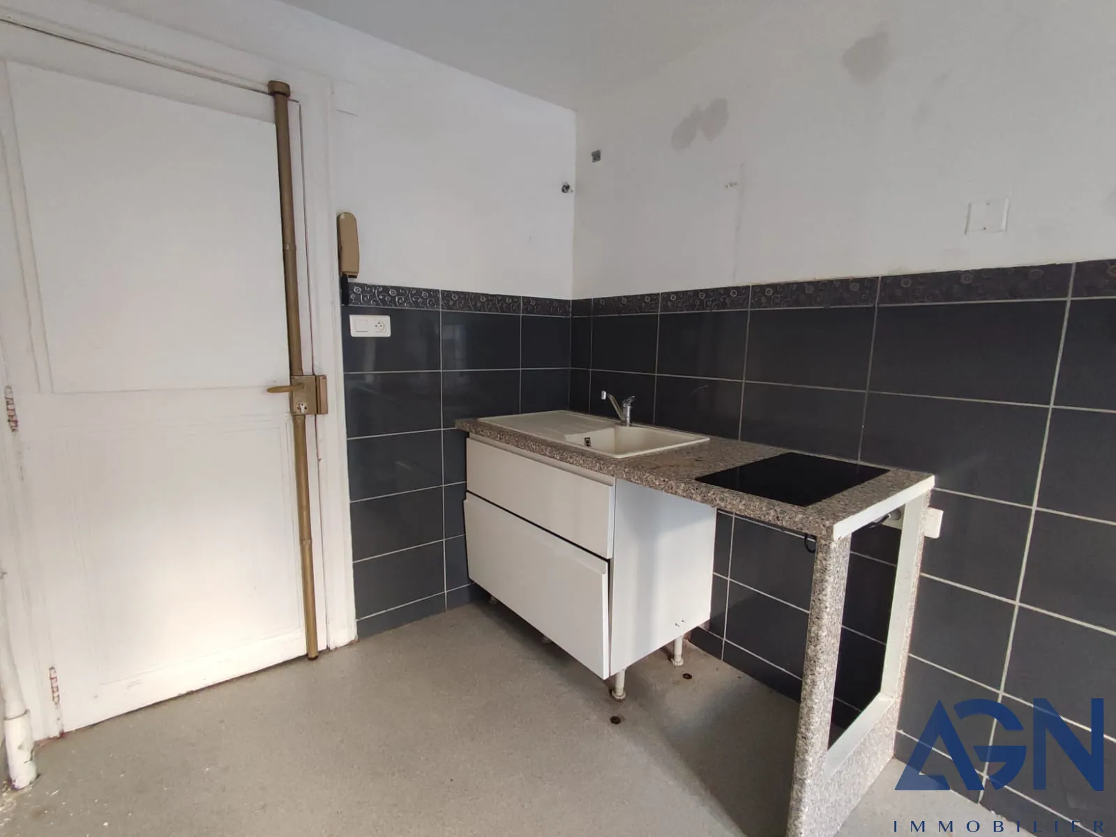 À vendre : Appartement T1 bis de 30,04 m² en centre-ville de Montpellier 