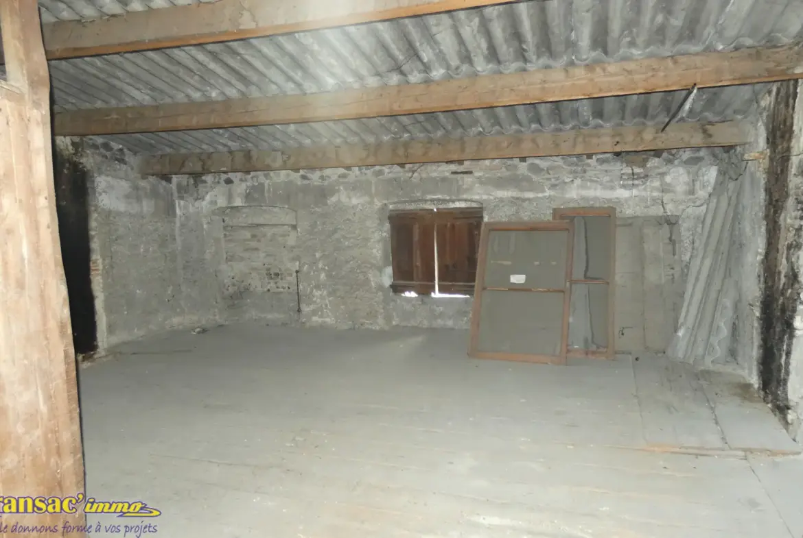 Maison de Ville à Courpière - 6 Chambres à Vendre 
