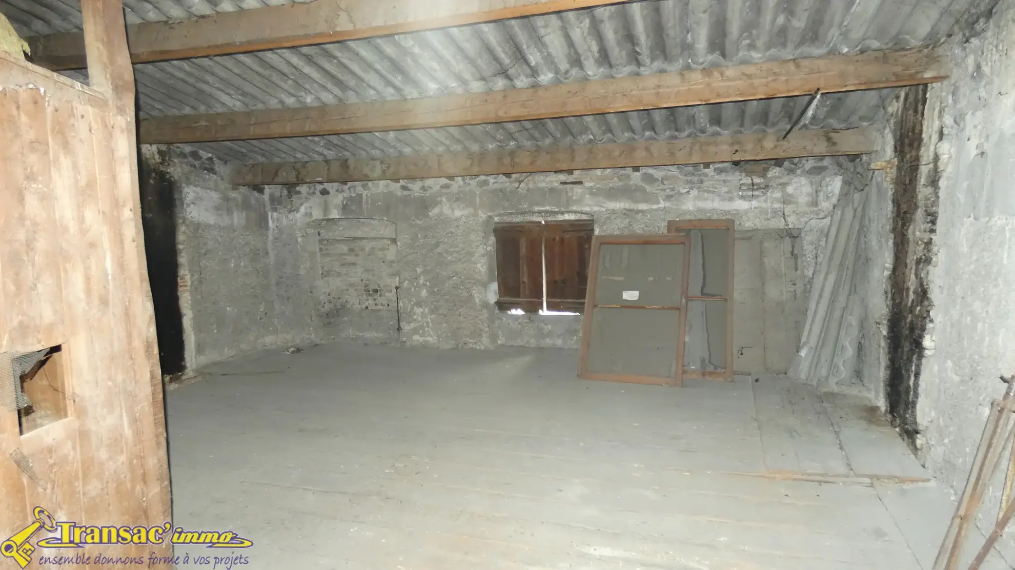 Maison de Ville à Courpière - 6 Chambres à Vendre 