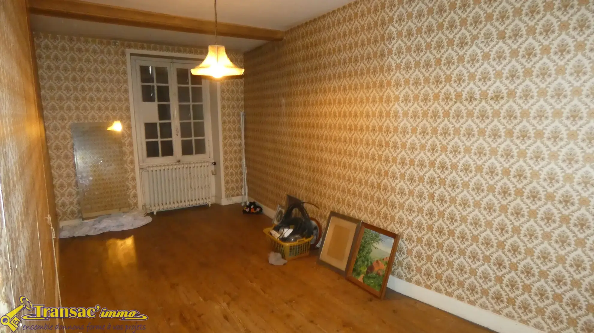 Maison de Ville à Courpière - 6 Chambres à Vendre 