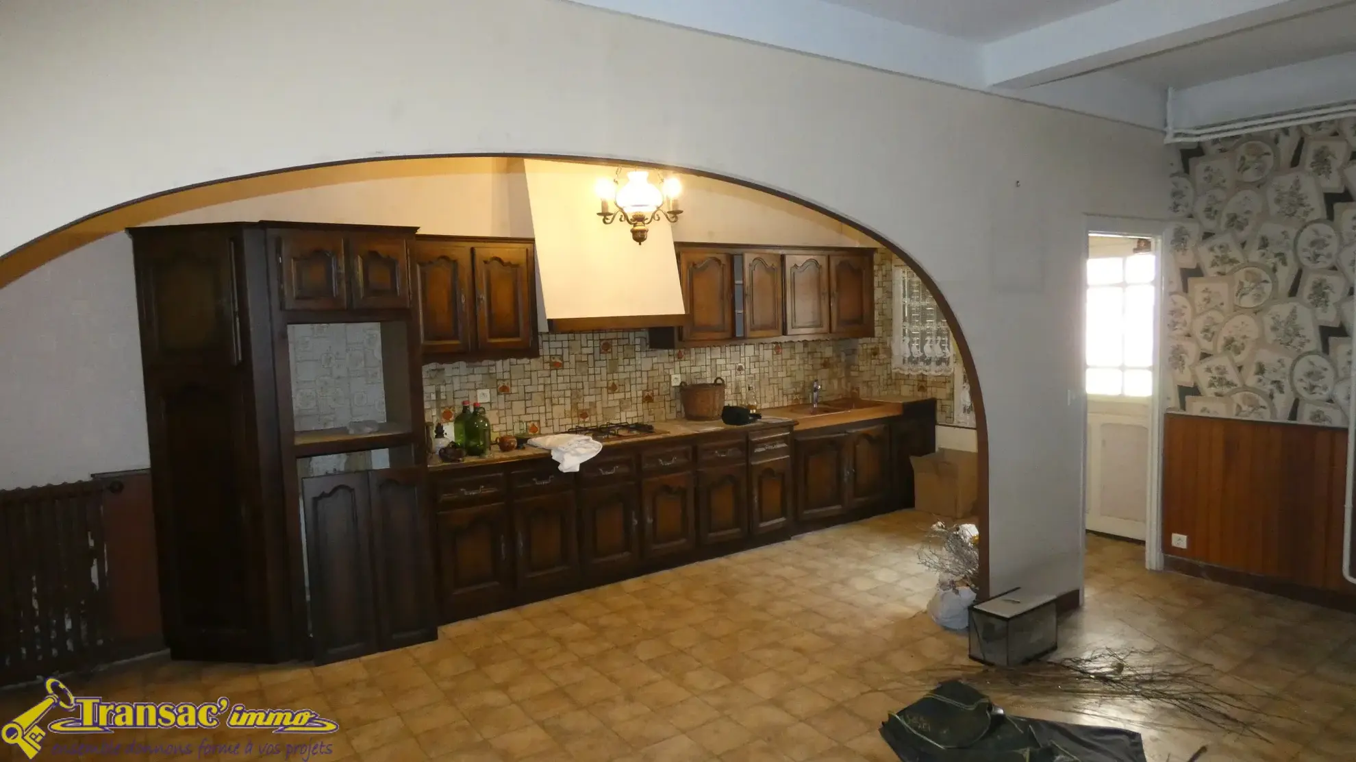 Maison de Ville à Courpière - 6 Chambres à Vendre 