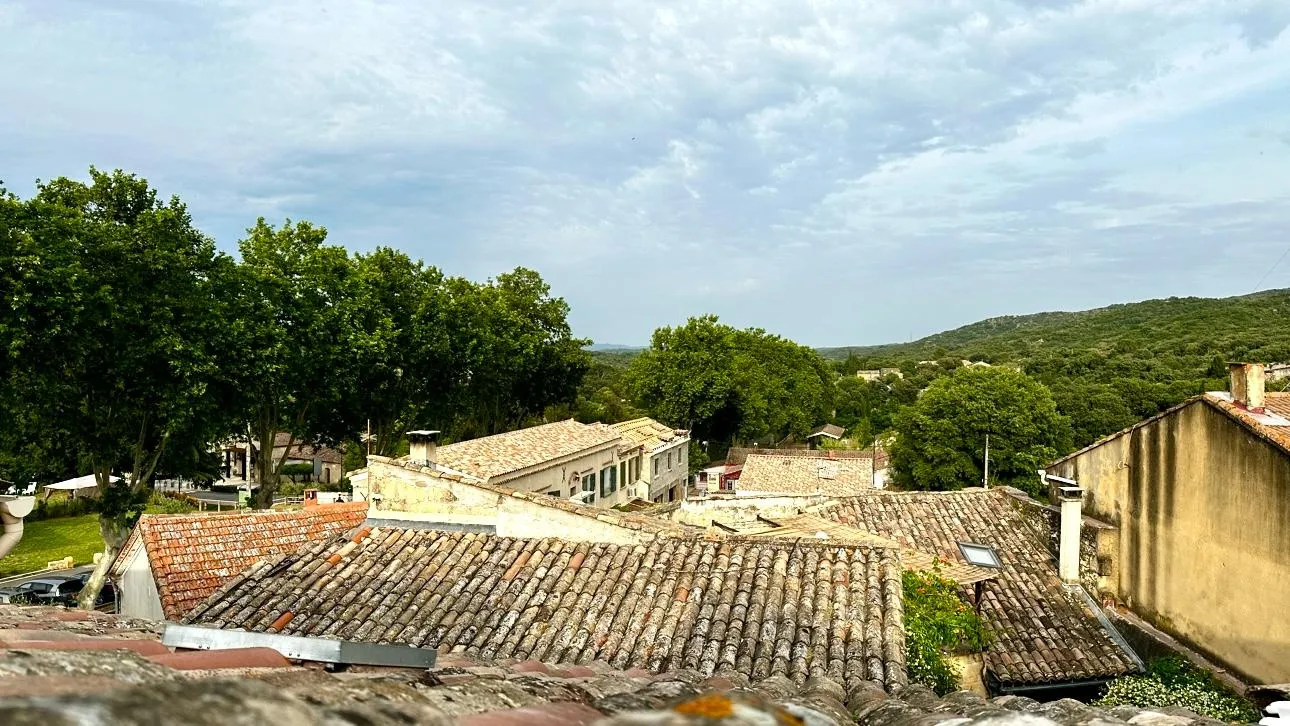 Charmante maison de village rénovée à Collias - 86 m² 