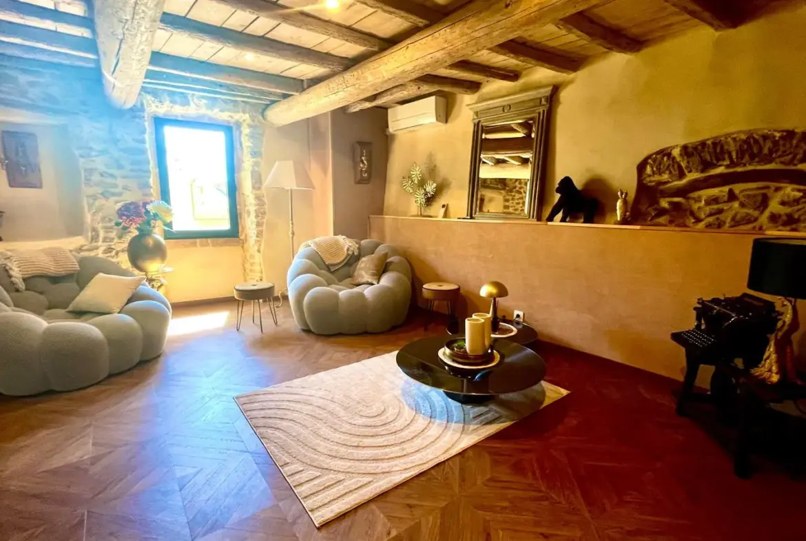 Charmante maison de village rénovée à Collias - 86 m² 