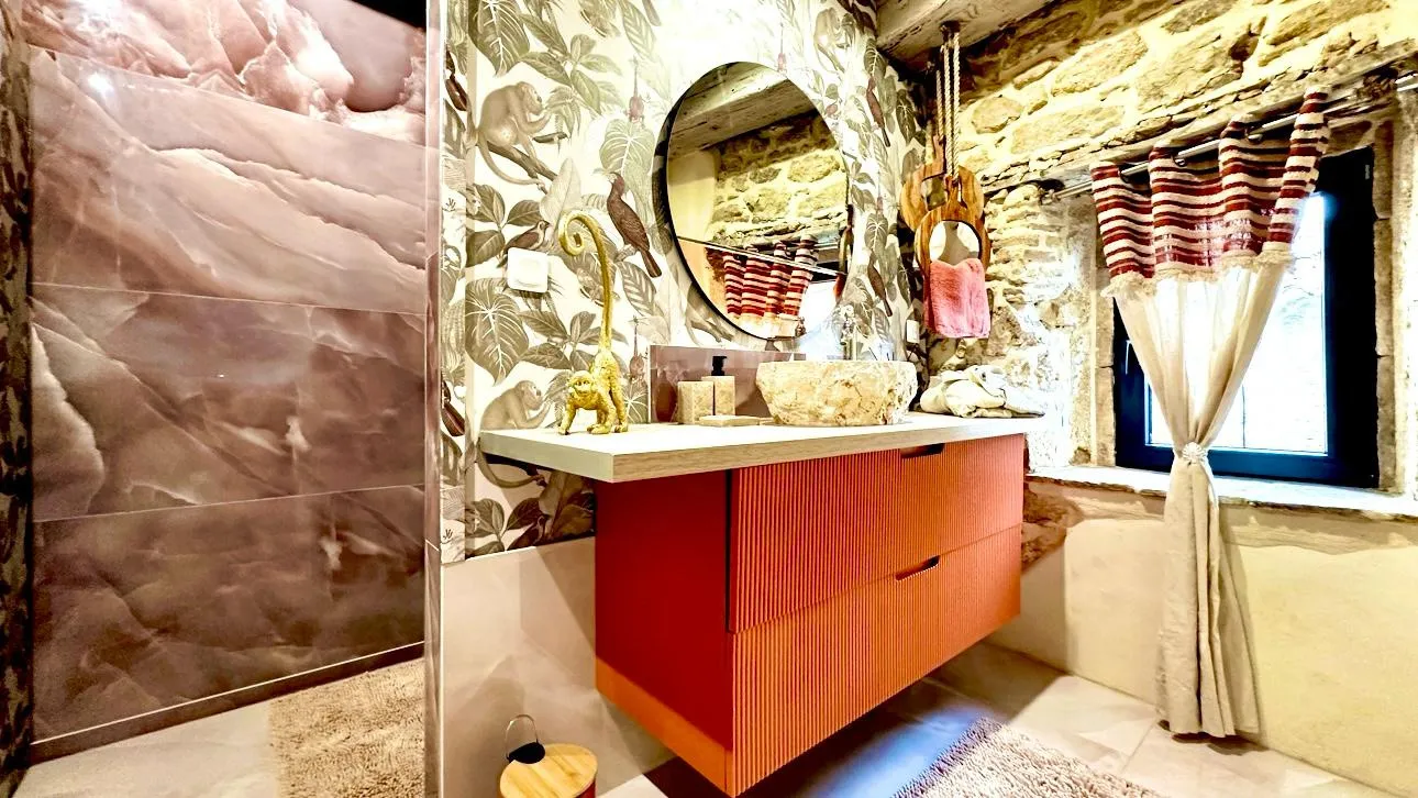Charmante maison de village rénovée à Collias - 86 m² 