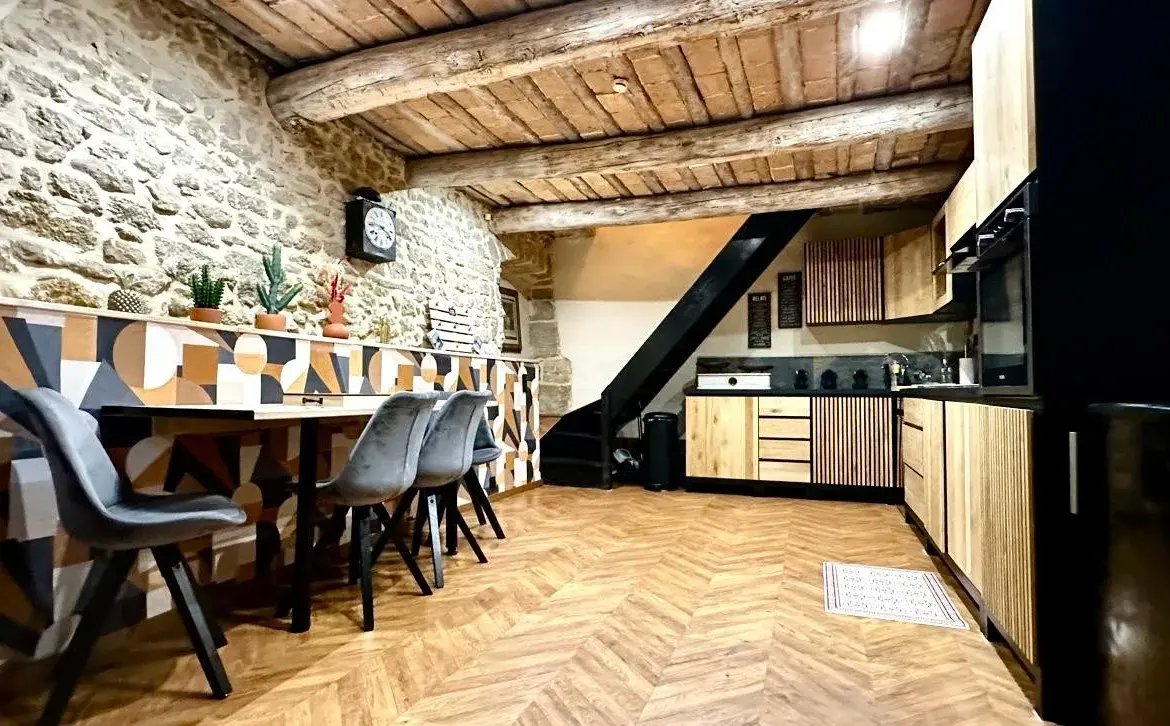 Charmante maison de village rénovée à Collias - 86 m² 