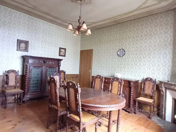 Maison authentique des années 30 à Vichy à rénover 