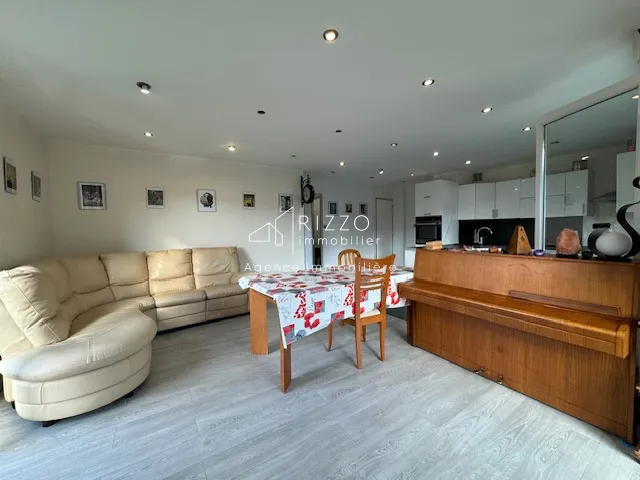 Bel appartement lumineux à Valserhône avec vue sur le Rhône 