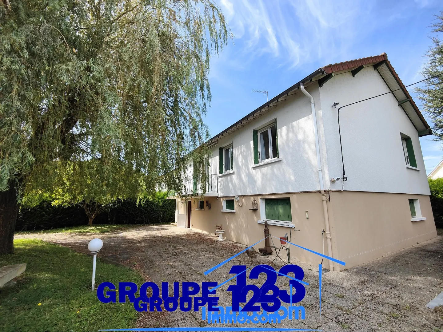 Maison 3 chambres à vendre à MIGENNES pour 128900 EUR 