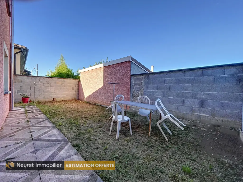 T4 en duplex à St Genis Laval avec jardin