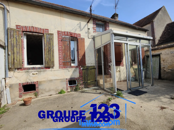 Charmante Maison à Vendre à Brienon-sur-Armançon avec Dépendance 