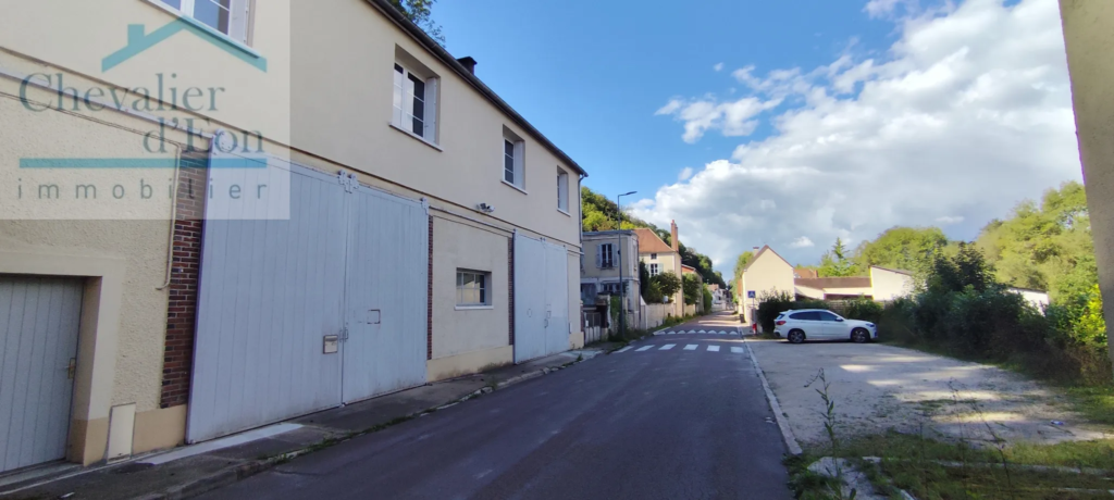 Vente Appartement T4 de 180 m² à Tonnerre avec Local de 200 m²