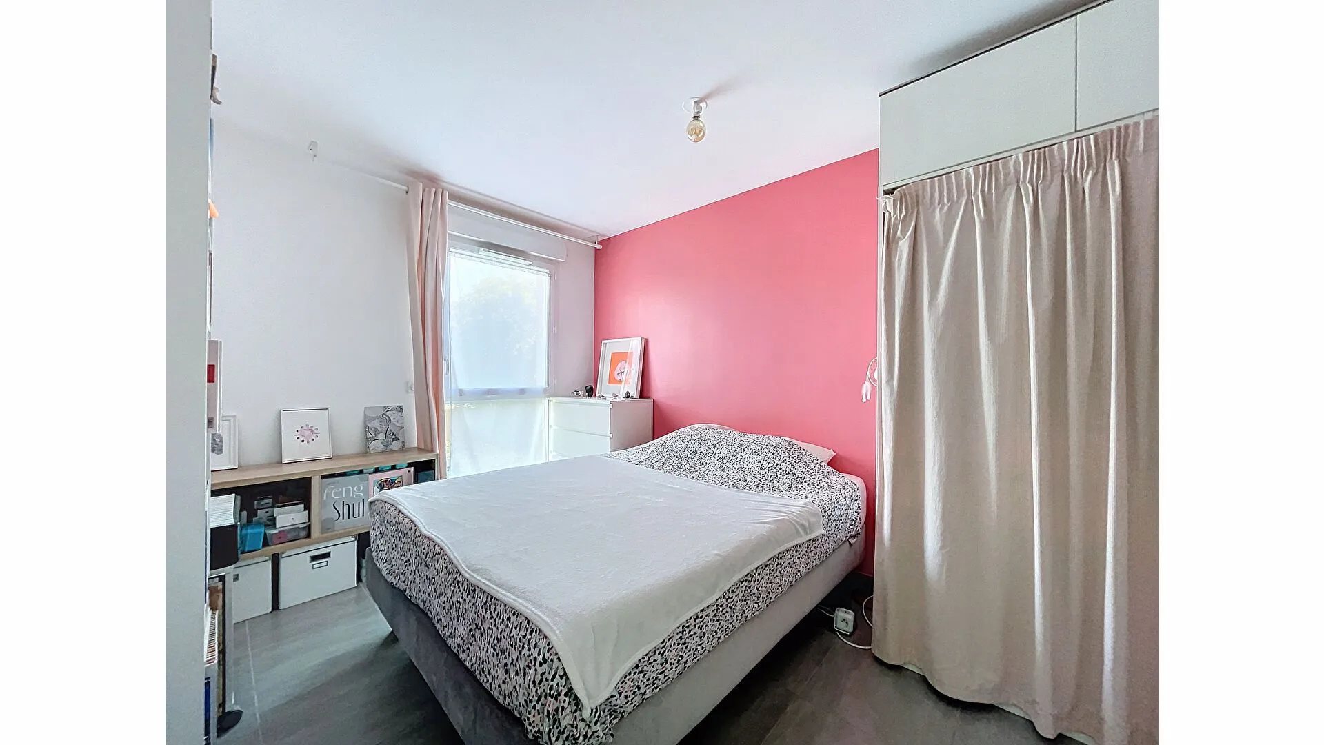 Appartement Type 2 à Gardanne avec Terrasse et Box Fermé 