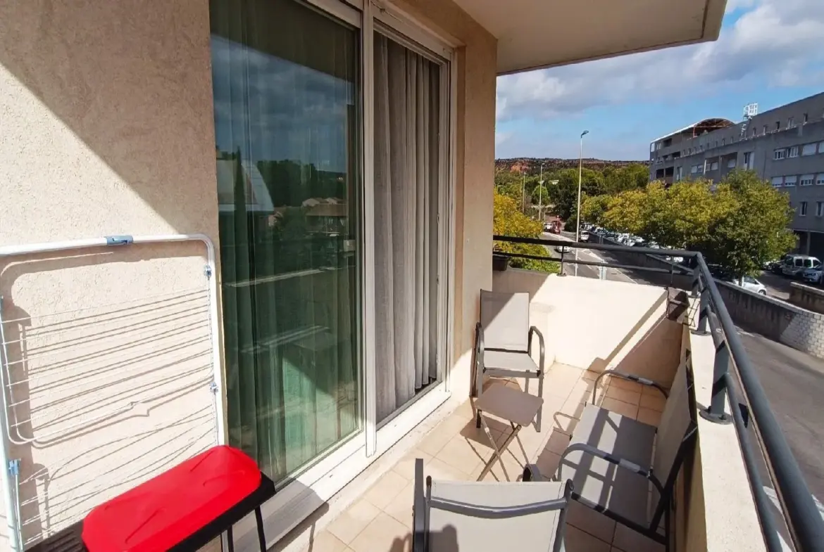 Superbe Appartement T3 avec Terrasse et Balcon à Vitrolles 