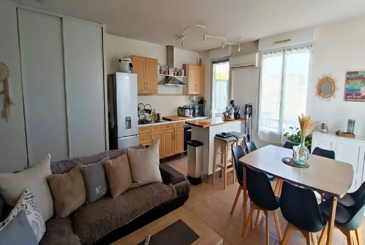 Superbe Appartement T3 avec Terrasse et Balcon à Vitrolles 