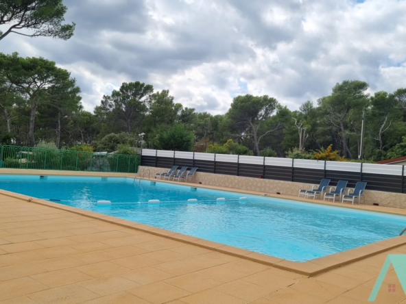 Vente d'une habitation légère 2 pièces 40 m² au Castellet 