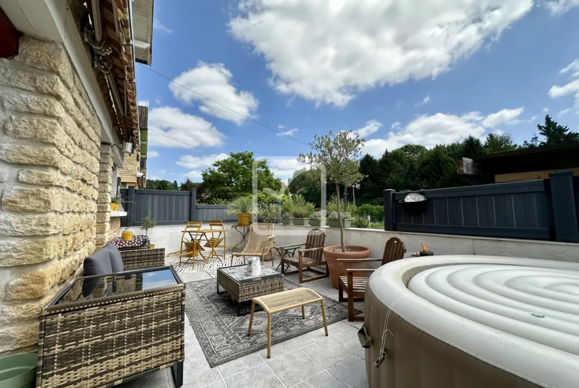 Maison de 150 m² à vendre à Sarlat-la-Canéda 
