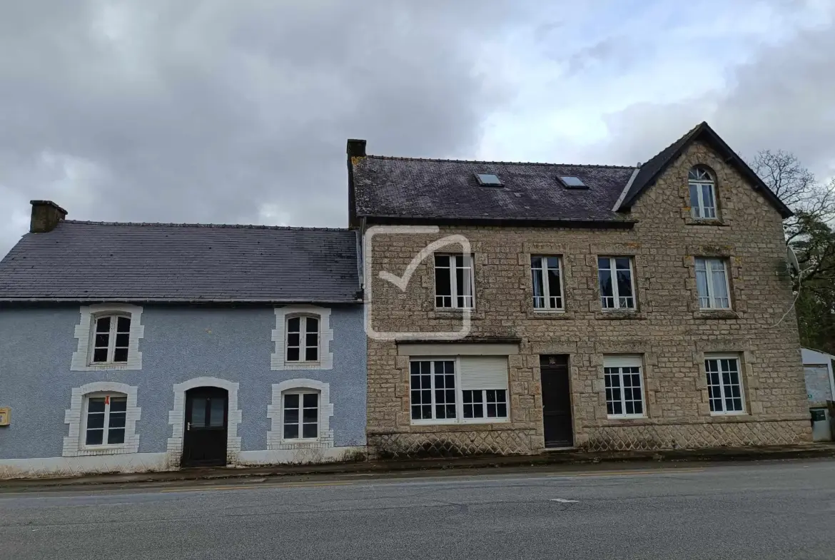 Grande maison avec potentiel à Mohon - 323 m² sur 3200 m² de terrain 