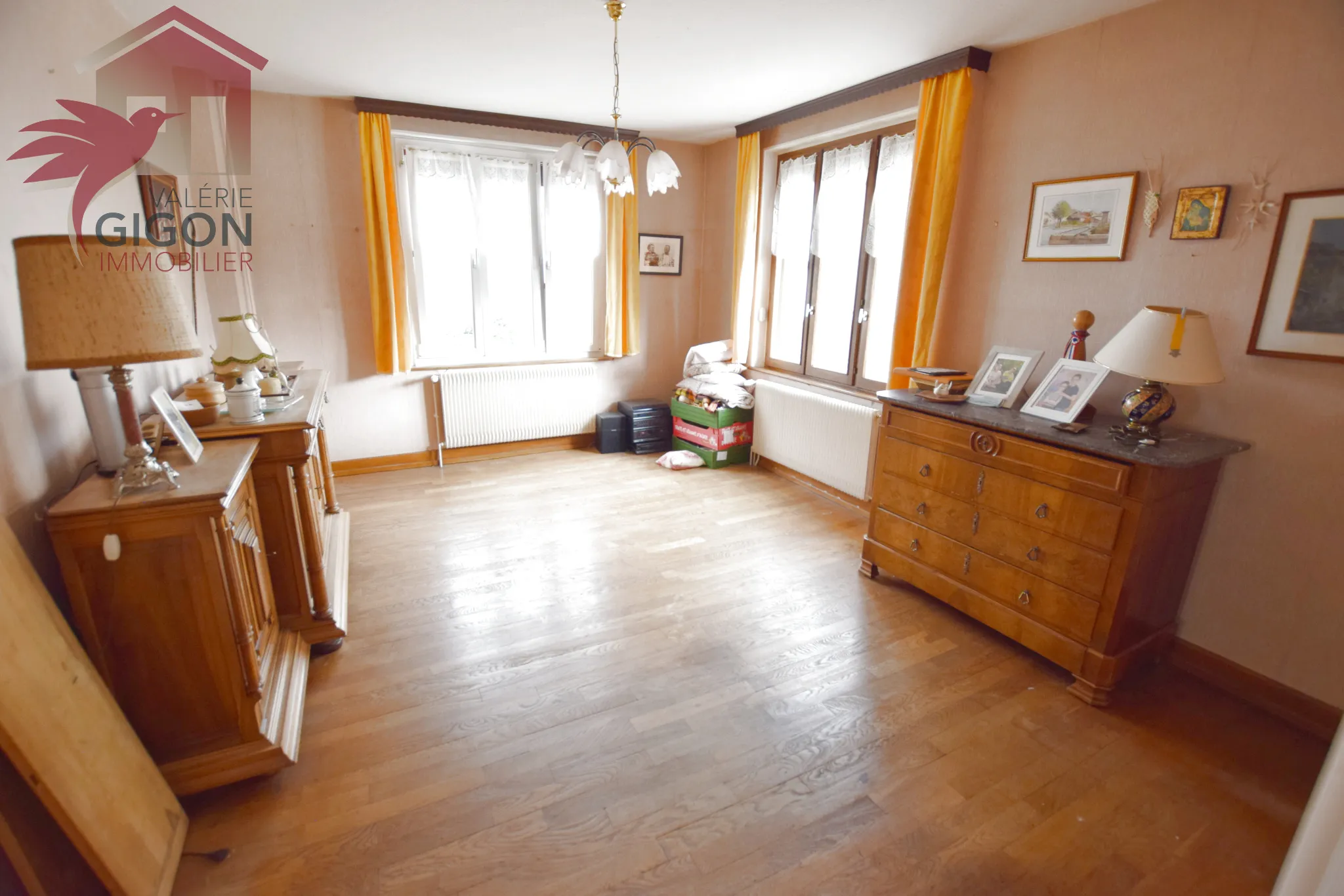 Charmante Maison Spacieuse à Vieux-Charmont avec 5 Chambres 