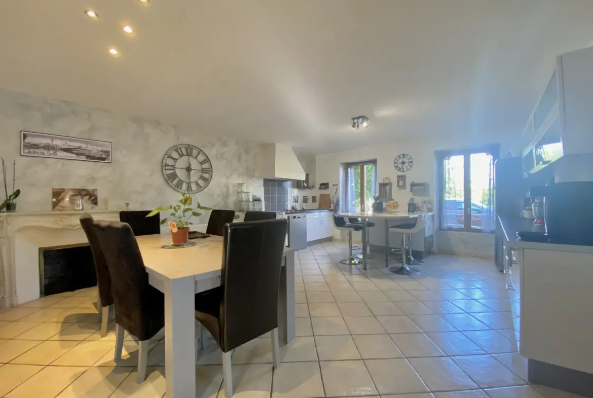 Maison familiale spacieuse à Massay 