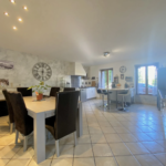 Maison familiale spacieuse à Massay
