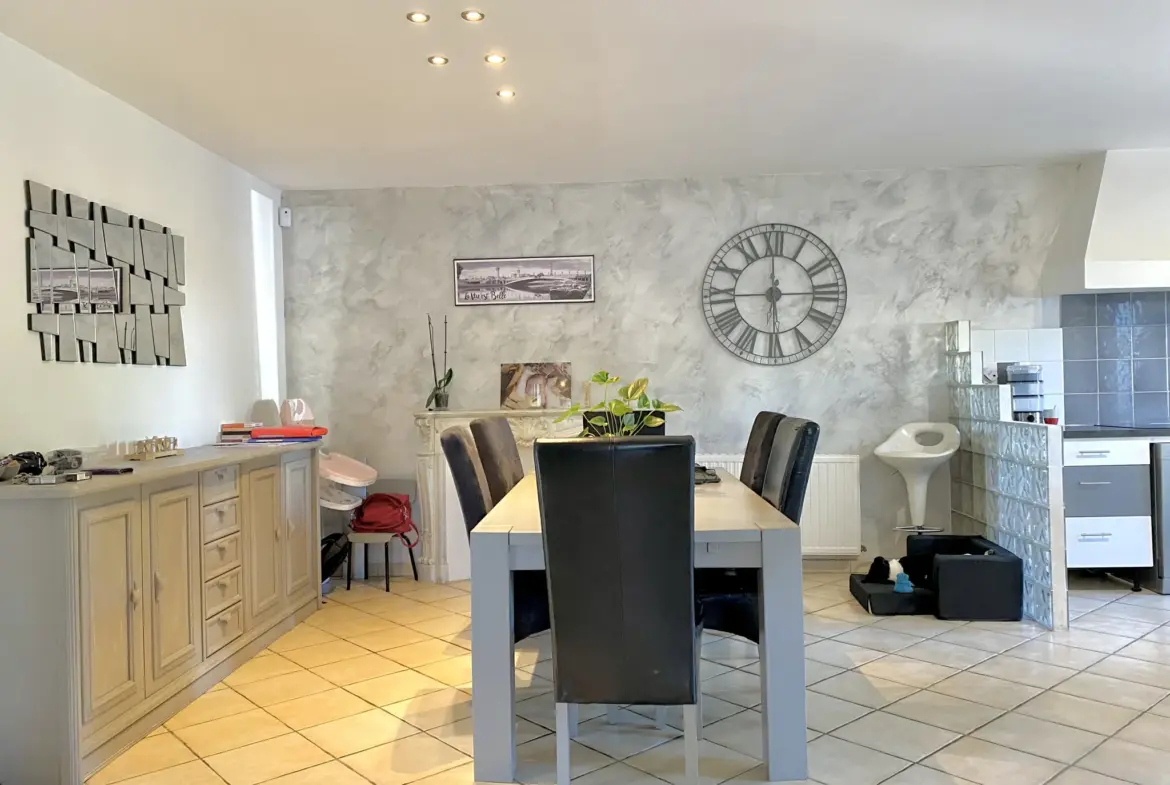 Maison familiale spacieuse à Massay 