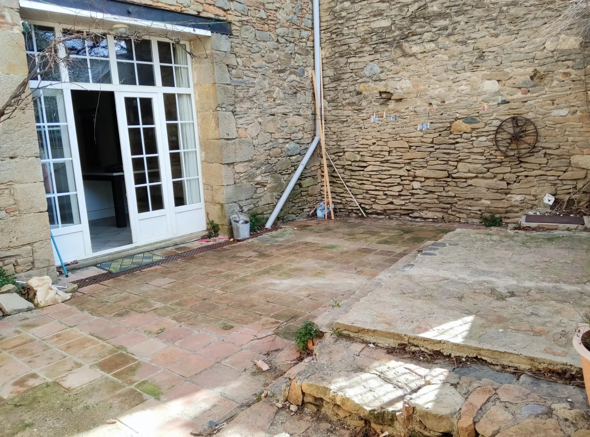 Maison familiale en pierre à vendre à Félines-Minervois 