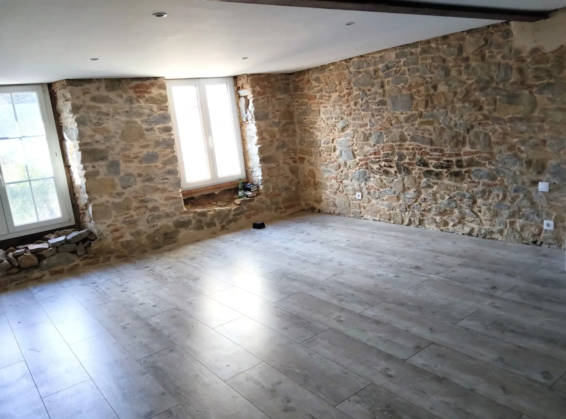 Maison familiale en pierre à vendre à Félines-Minervois 