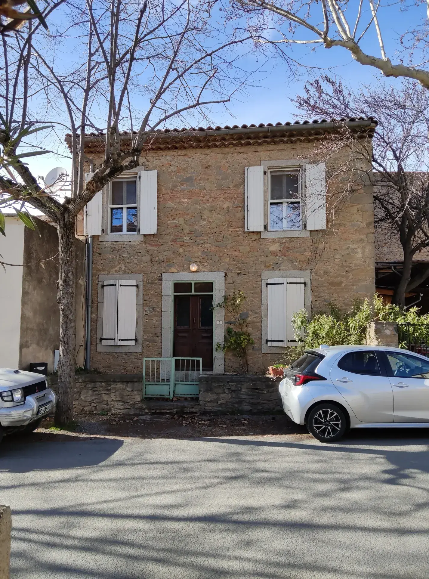 Maison familiale en pierre à vendre à Félines-Minervois 
