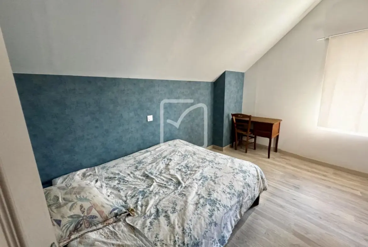 Charmante longère restaurée sur 3 hectares à Payrignac 