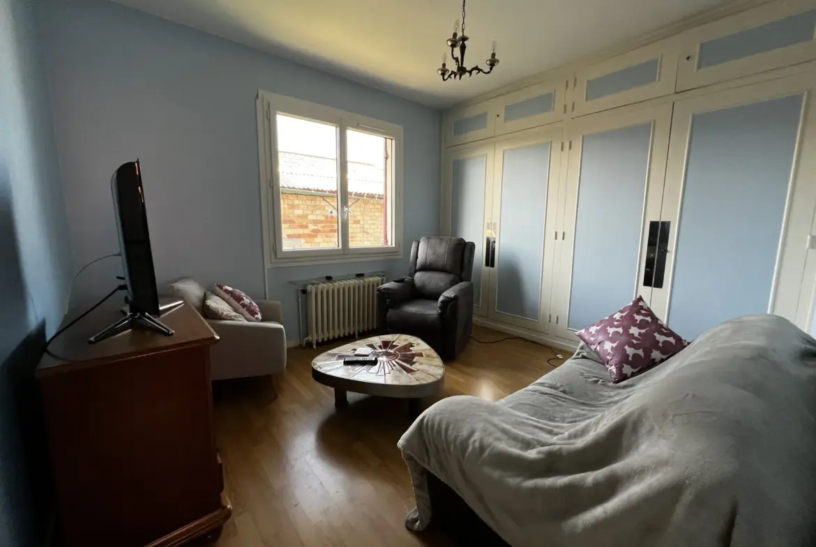 Maison spacieuse à Toulenne avec sous-sol et jardin - 4 chambres 