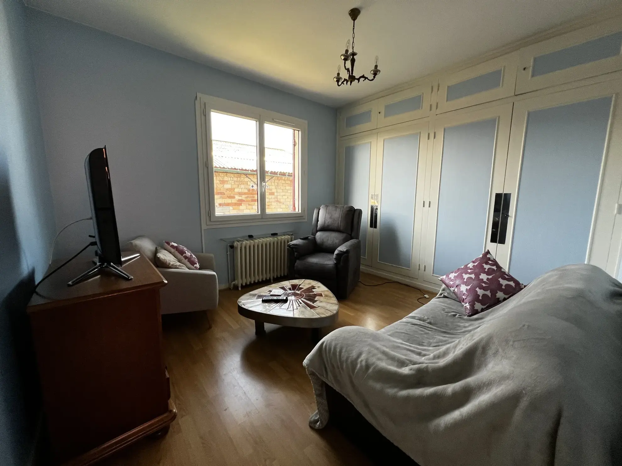 Maison spacieuse à Toulenne avec sous-sol et jardin - 4 chambres 