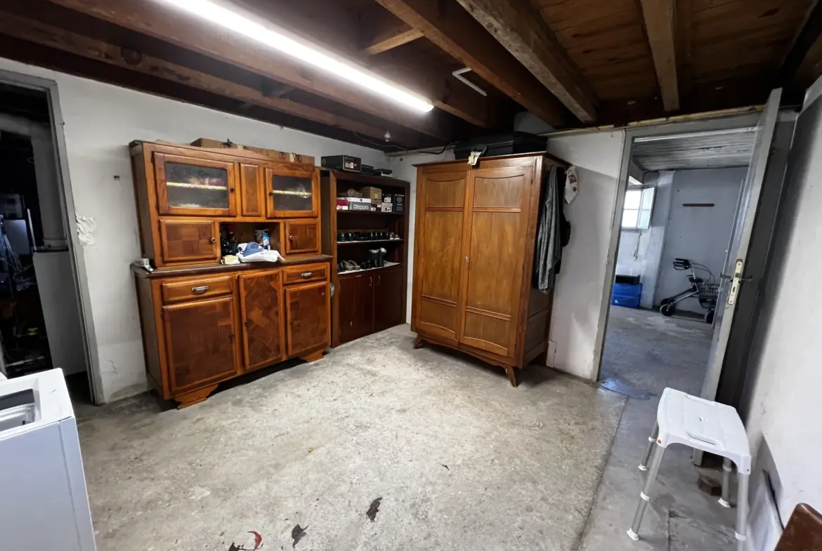 Maison spacieuse à Toulenne avec sous-sol et jardin - 4 chambres 