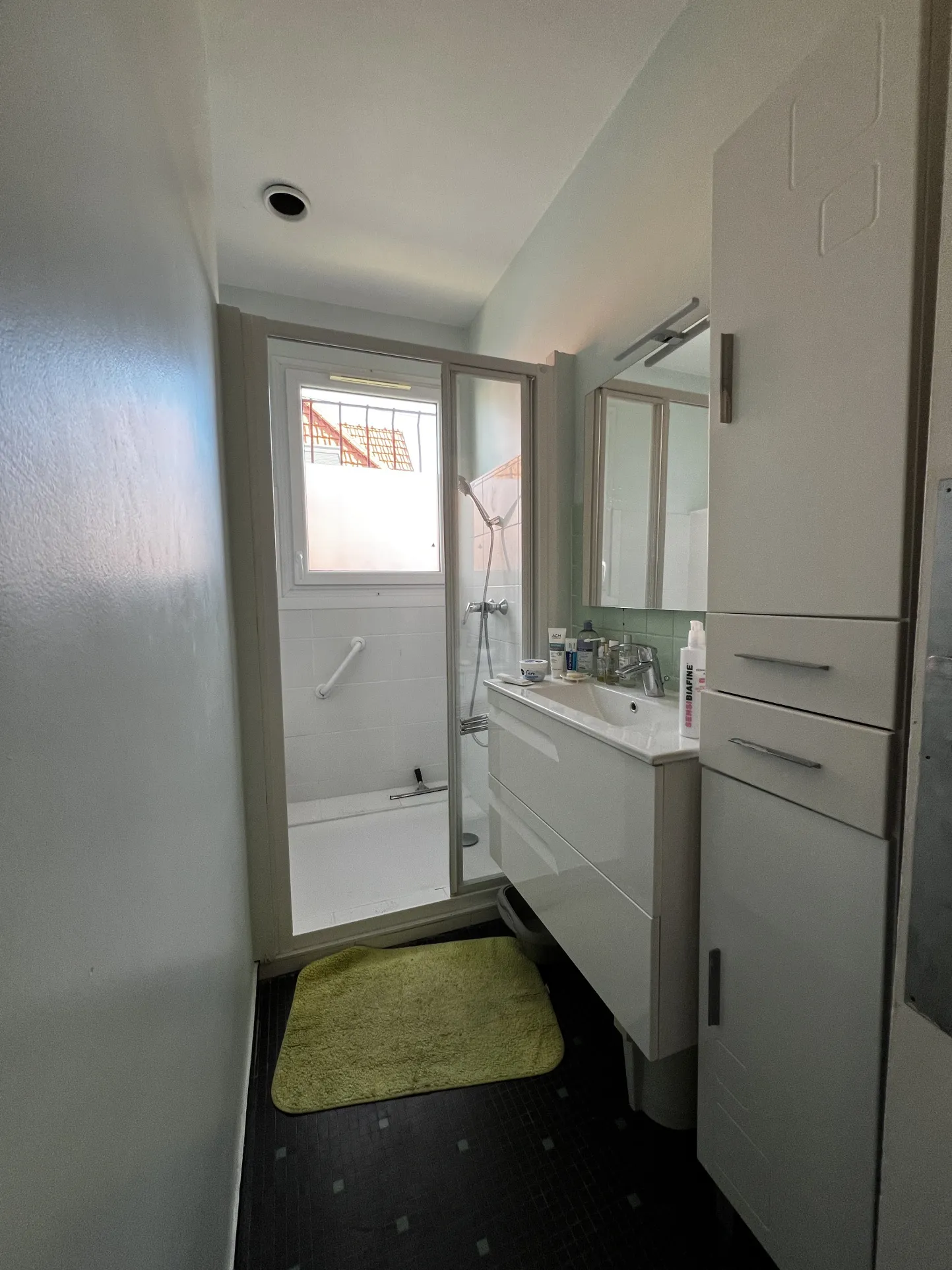 Maison spacieuse à Toulenne avec sous-sol et jardin - 4 chambres 