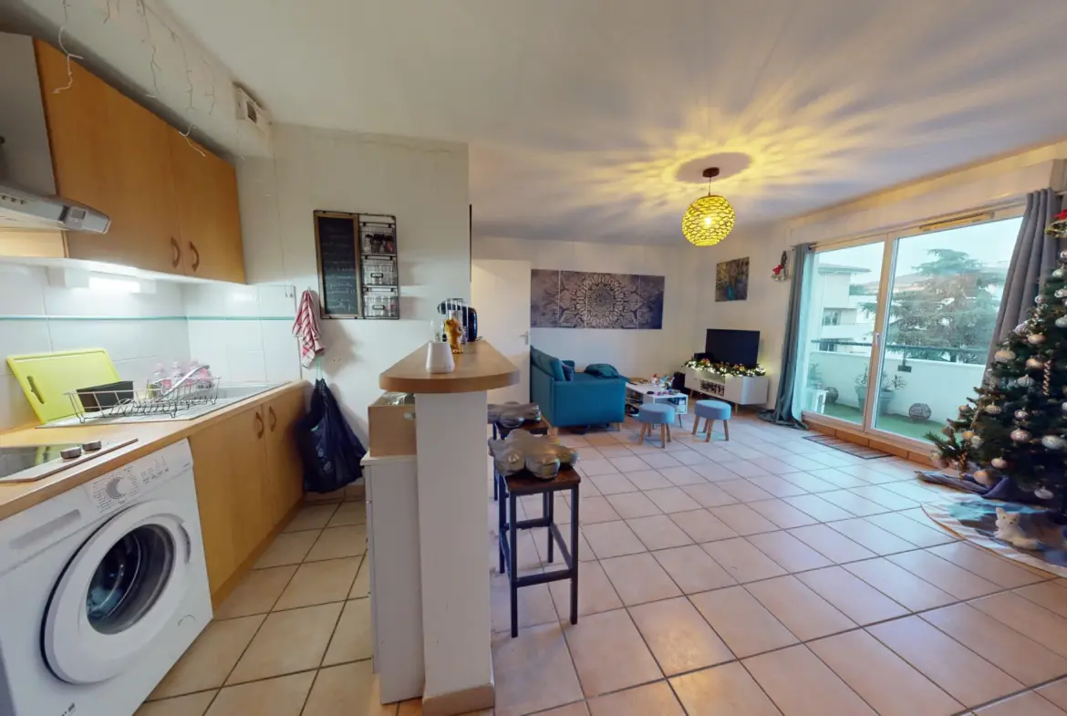 À vendre : Appartement T2 dernier étage avec piscine à Cugnaux 