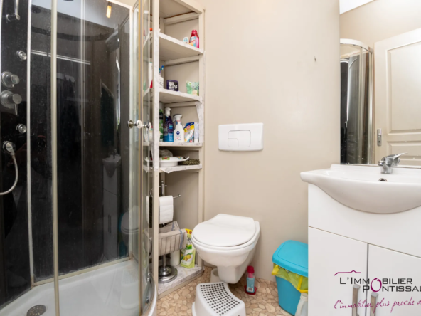 Vente de 2 appartements à Pontarlier avec jardin et garages 